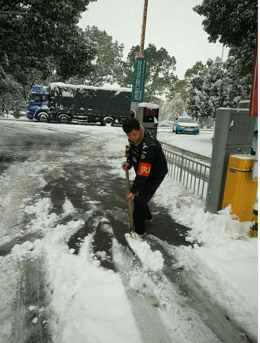 常德市康都物业服务有限公司,常德保安服务公司,保洁服务,绿化服务,搬运服务,墙外高空清洗服务