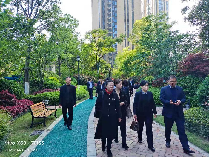 常德市康都物业服务有限公司,常德保安服务公司,保洁服务,墙外高空清洗服务